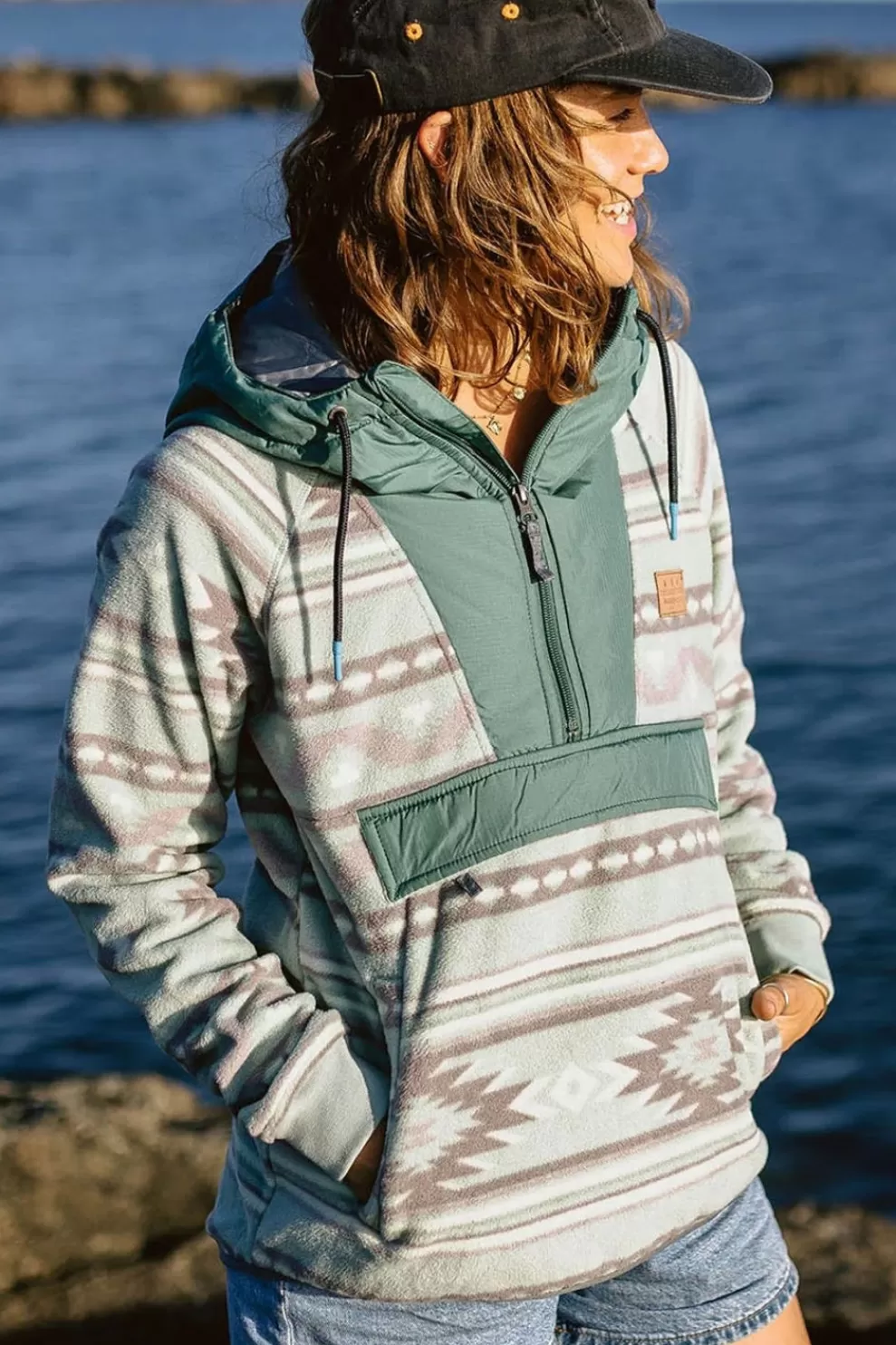 Passenger Womens Alexander Recycled Polar Hooded Fleece<Women Fleeces + Mid-Layers