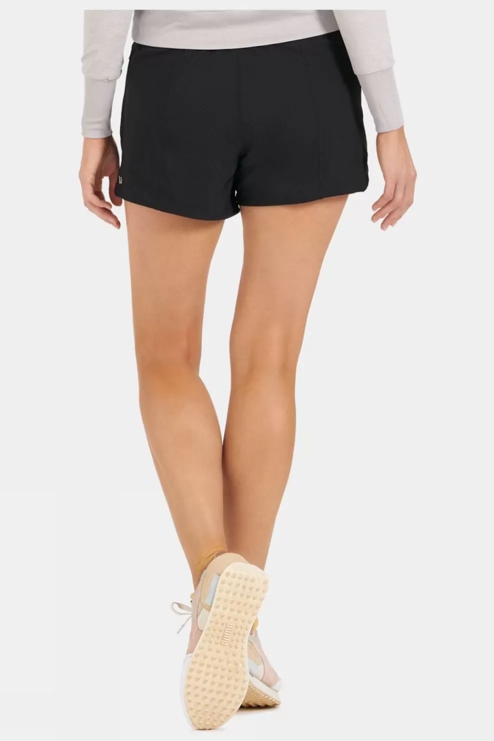 Vuori Womens Clementine 4" Shorts<Women Shorts