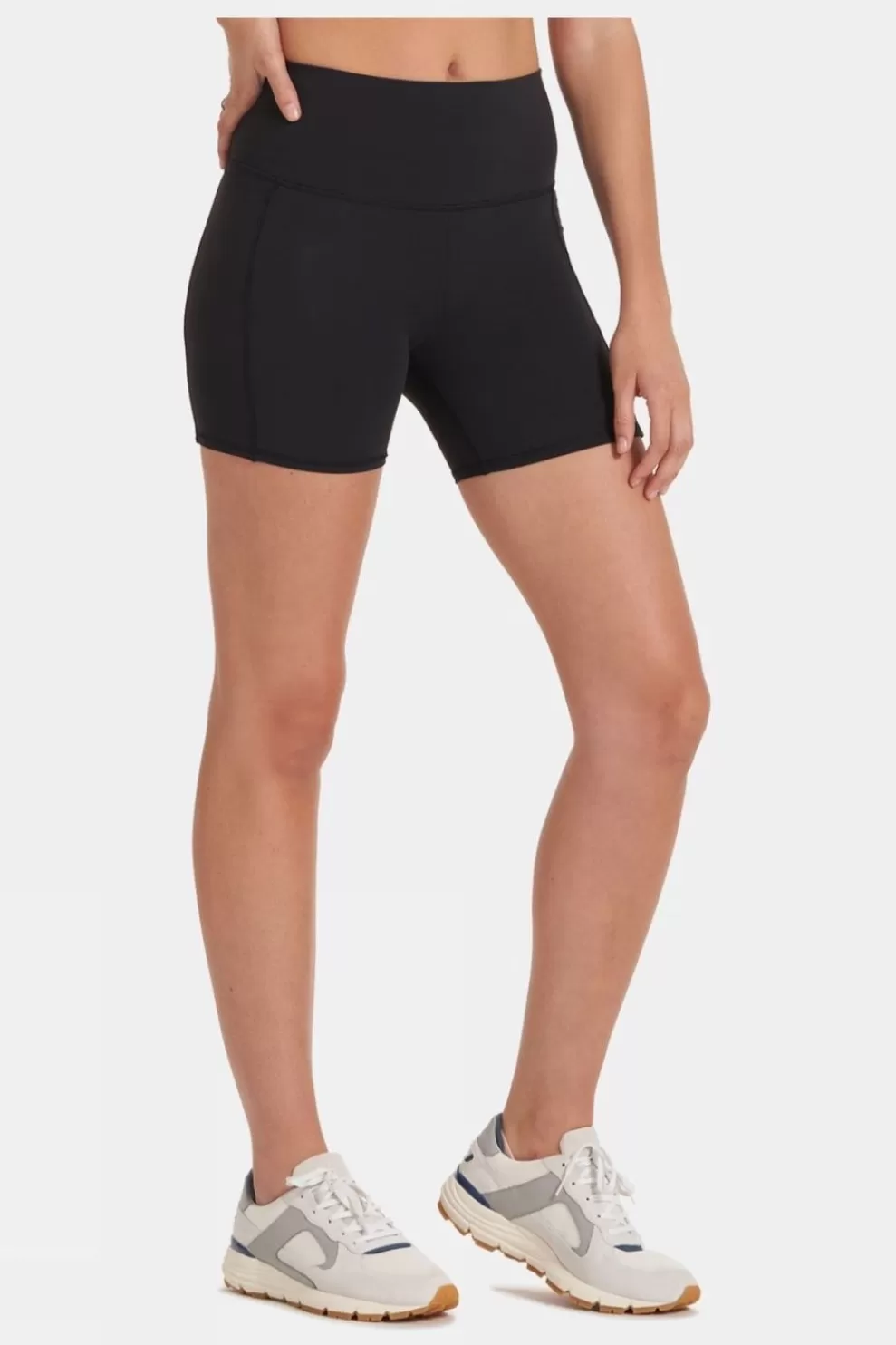 Vuori Womens Studio Pocket Shorts<Women Shorts